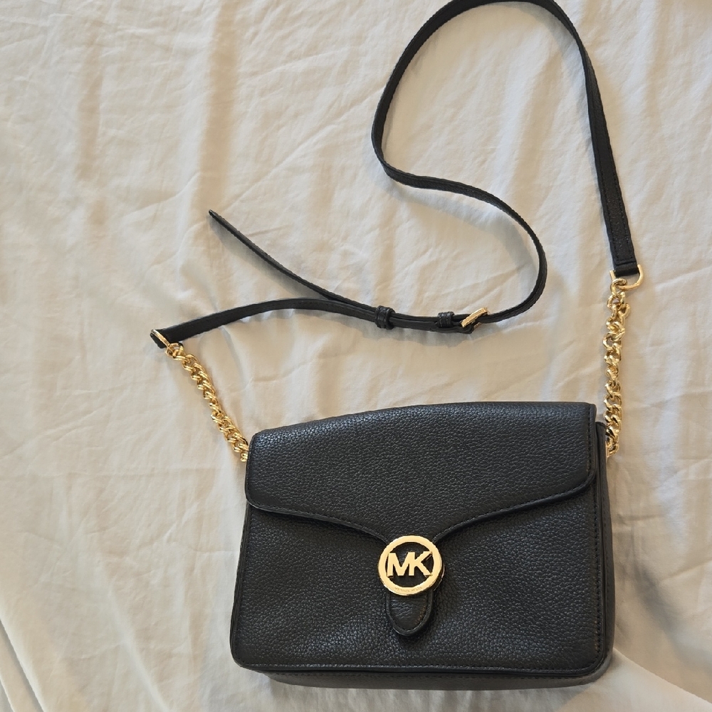 Michael Kors Black and Gold Crossbody Bag with Structured Design